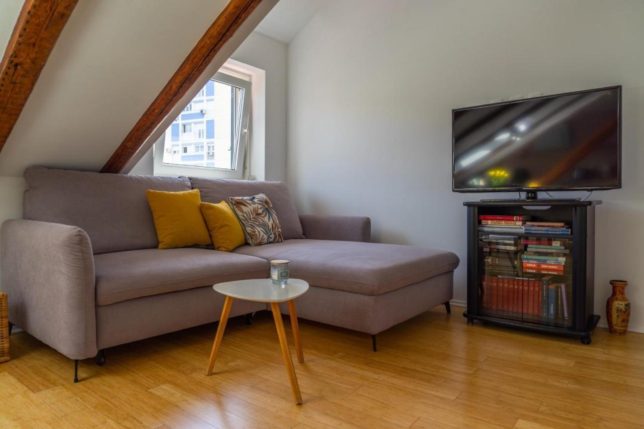 Appartement Cool Attic Marina *
