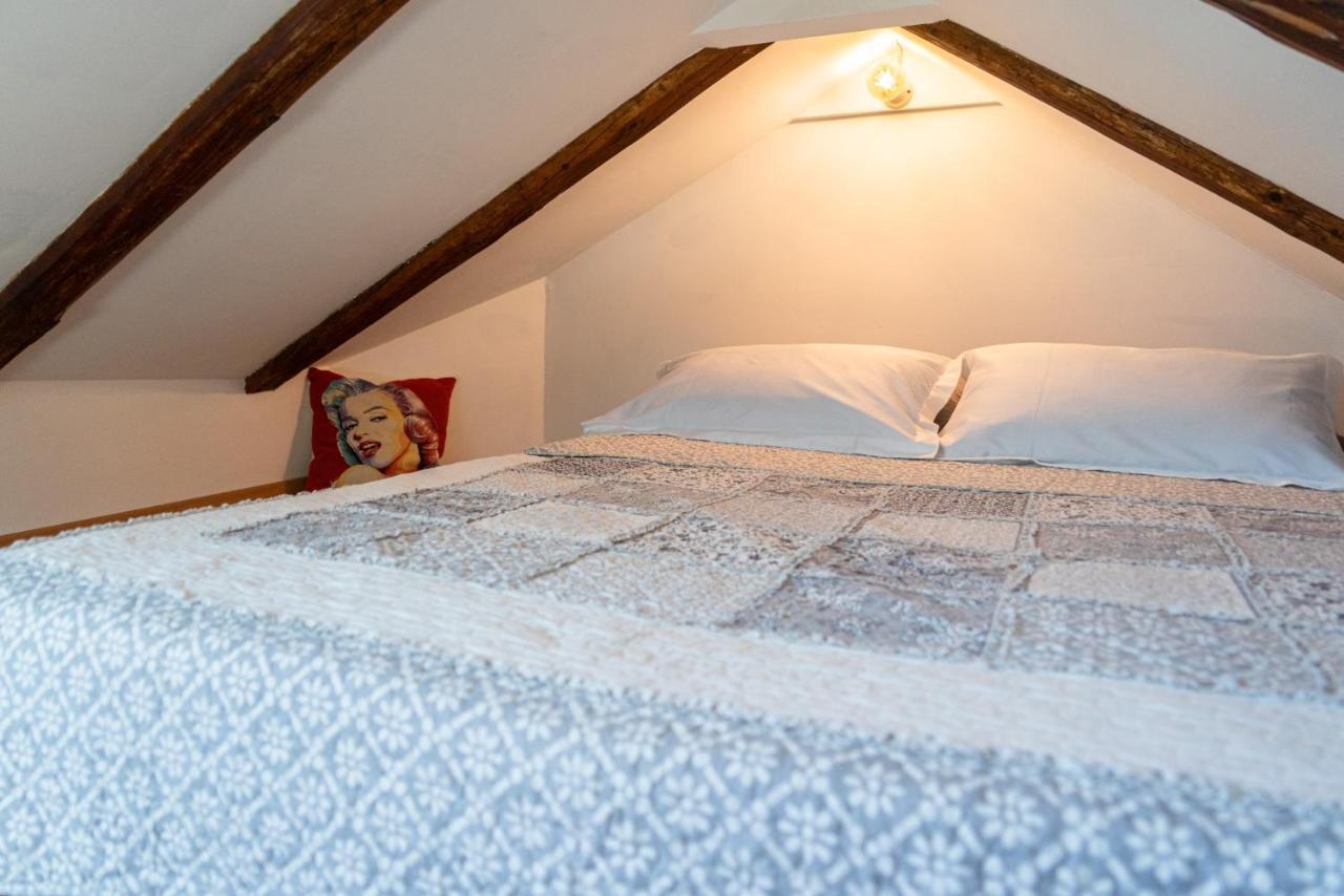 Cool Attic Marina Appartement